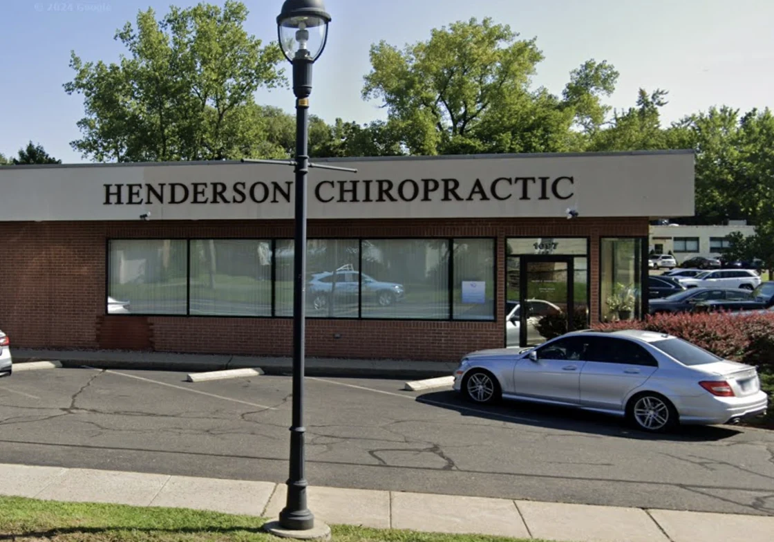Henderson Family Chiropractic office at 1097 Farmington Avenue in Berlin, Connecticut